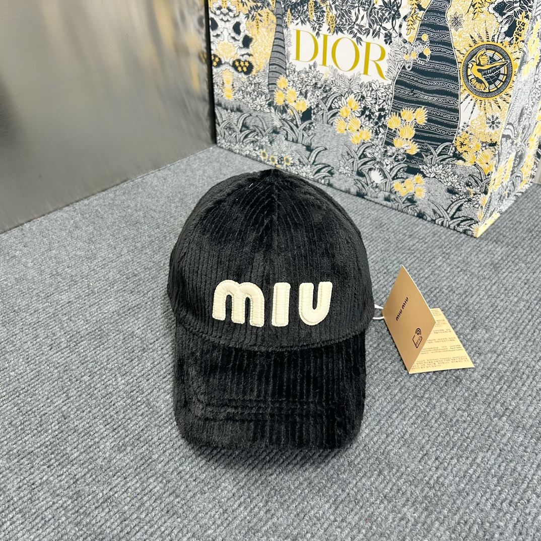 Miu Miu Caps